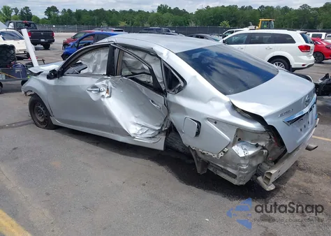 2013 Nissan Altima 2.5 S из США, поврежденный, VIN 1N4AL3AP4DC266513